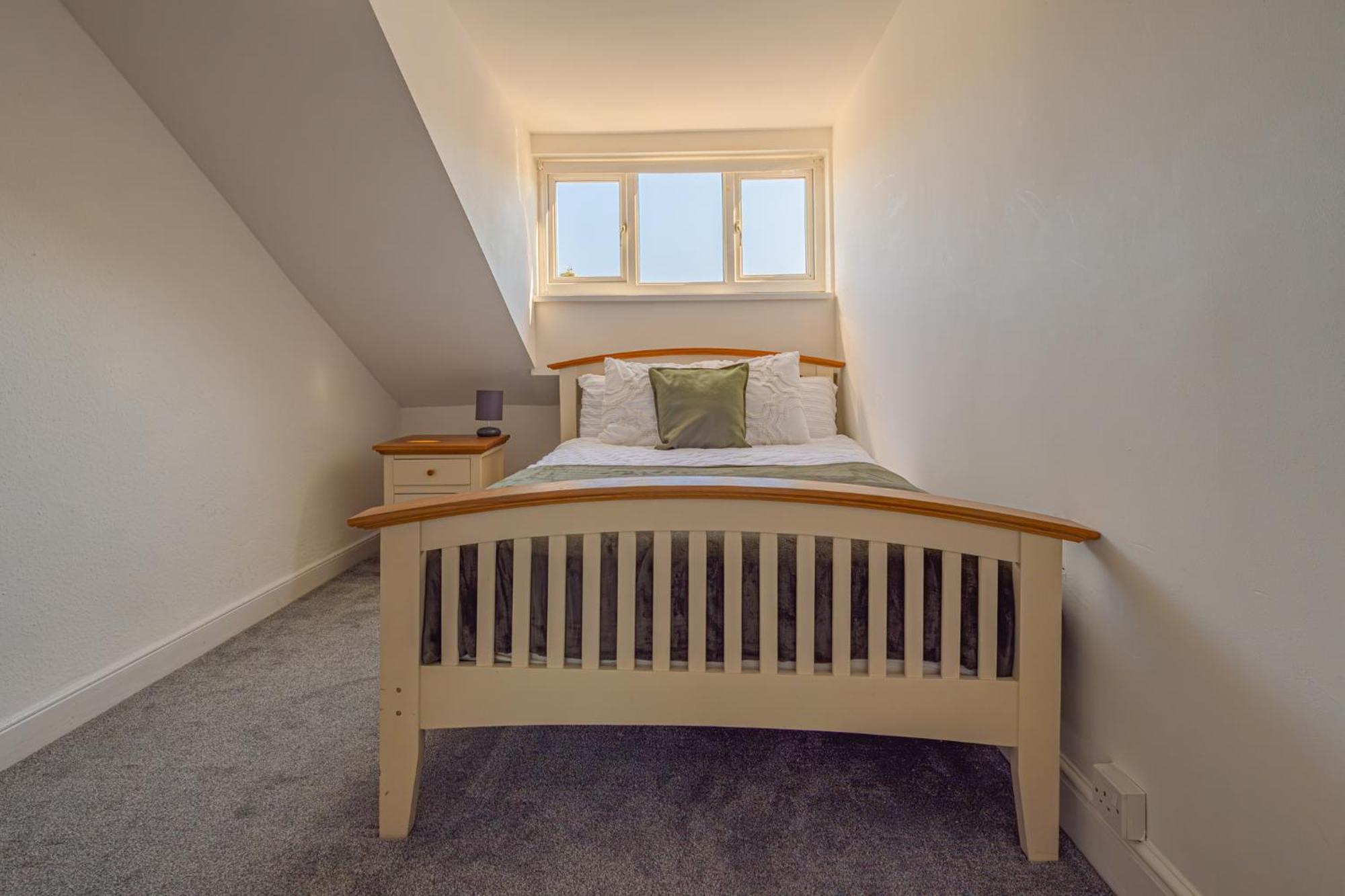 Castleview Coastal Comfort With 2 Parking Spaces Oystermouth Extérieur photo