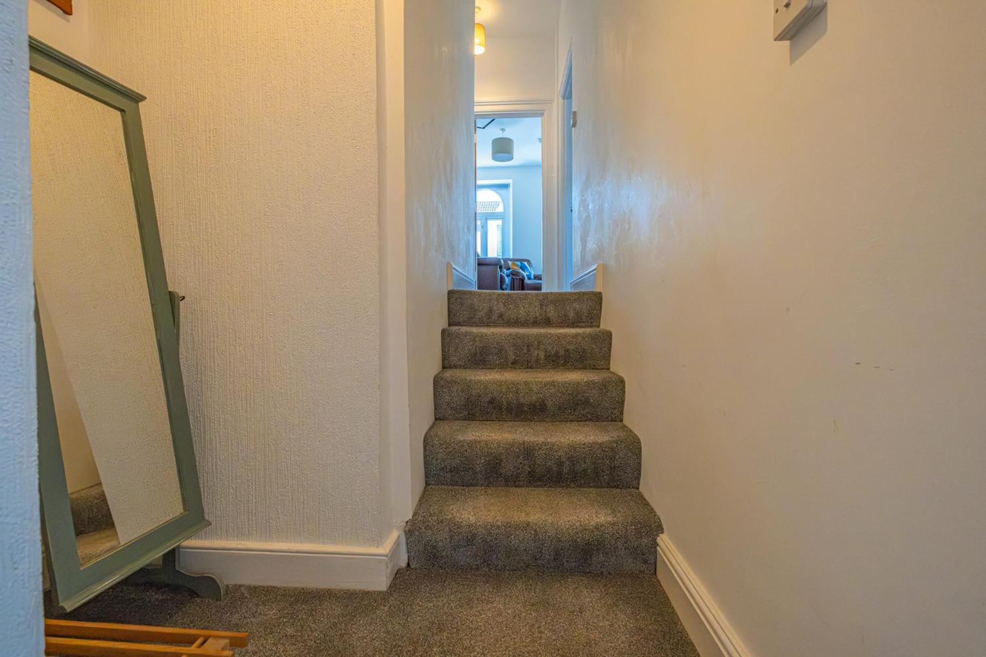 Castleview Coastal Comfort With 2 Parking Spaces Oystermouth Extérieur photo